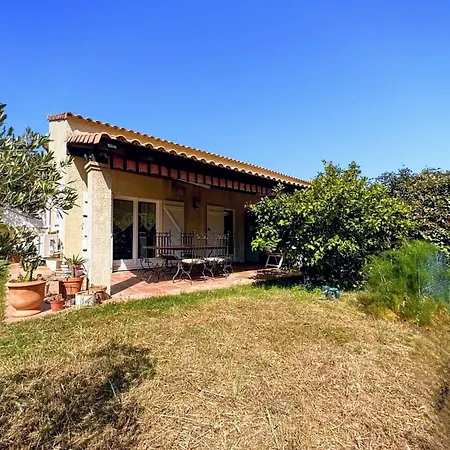 Maisonnette Kalis Calme Avec Climatisation Parking Jardin Cadre Campagne Plages A Pieds Bandol