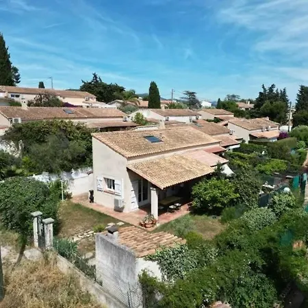 Maisonnette Kalis Calme Avec Climatisation Parking Jardin Cadre Campagne Plages A Pieds * Bandol