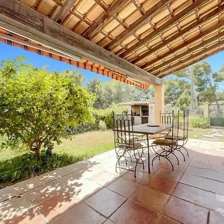 בית נופש Maisonnette Kalis Calme Avec Climatisation Parking Jardin Cadre Campagne Plages A Pieds *