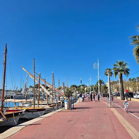 Maisonnette Kalis Calme Avec Climatisation Parking Jardin Cadre Campagne Plages A Pieds * Bandol